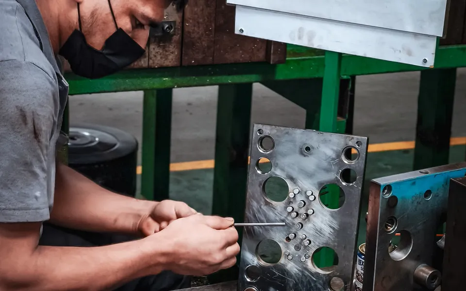 Mould servicing and maintenance area